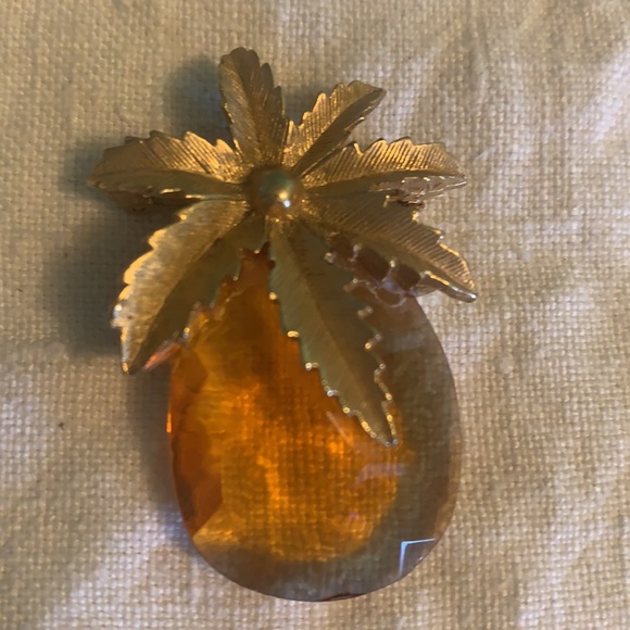 Beautiful vintage pineapple Brooch and Pendant.Glass. - Picture 2 of 4